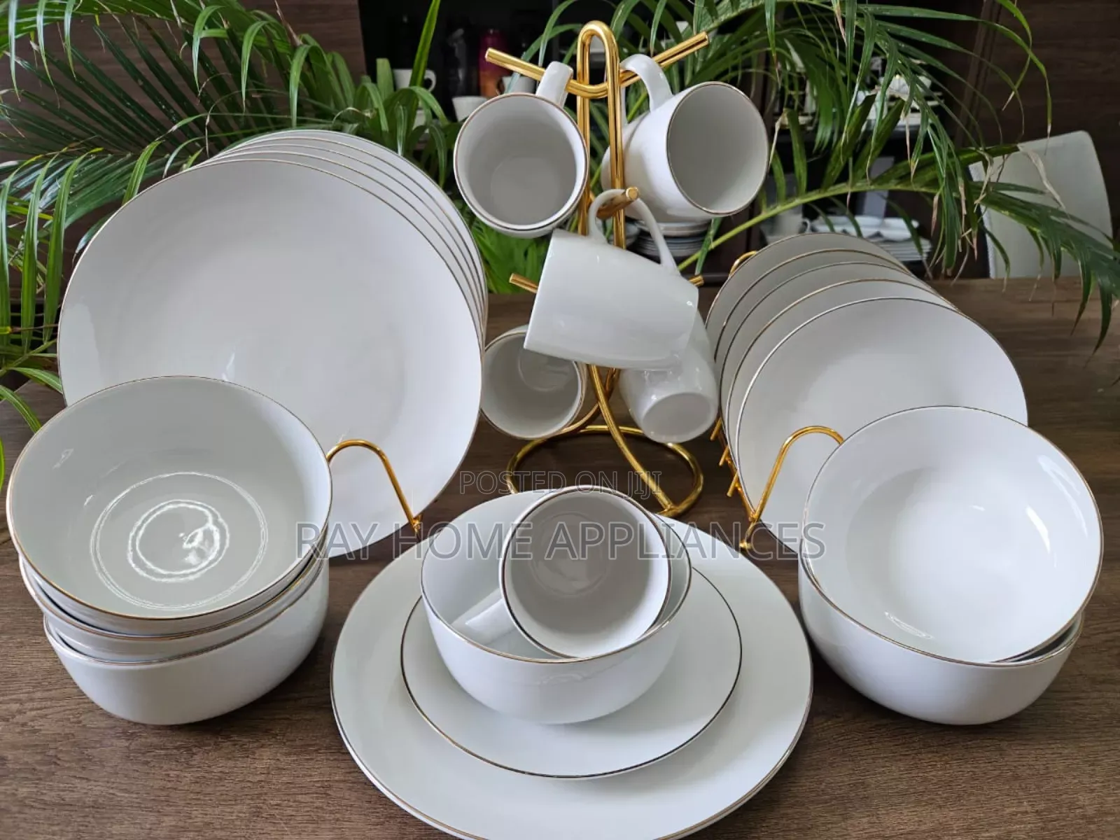 White Dinner Set With Silver Lining 24pieces
