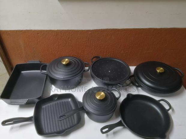 Die Cast Enamel Black Cookware Sets