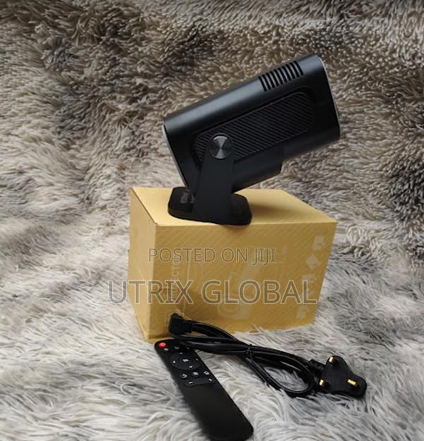 Hy320 Android 13 Portable Smart Projector Wireless Casting - thumbnail 2