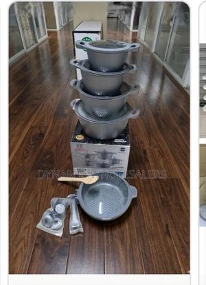 Bosch 11-Piece Diamond Texture Non-Stick Cookware Set - thumbnail 2