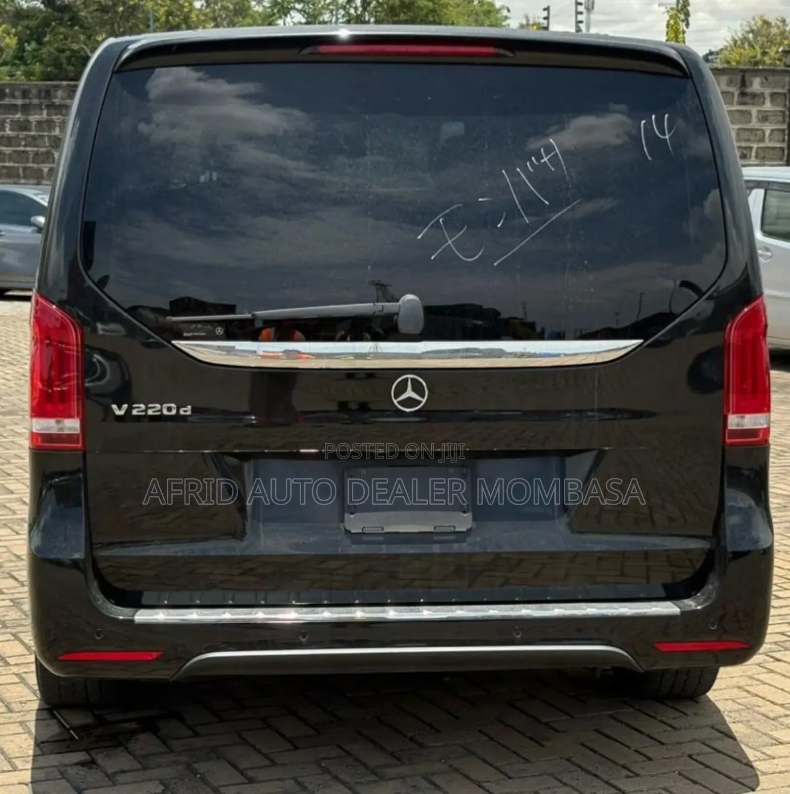Mercedes-Benz 220 2019 Black
