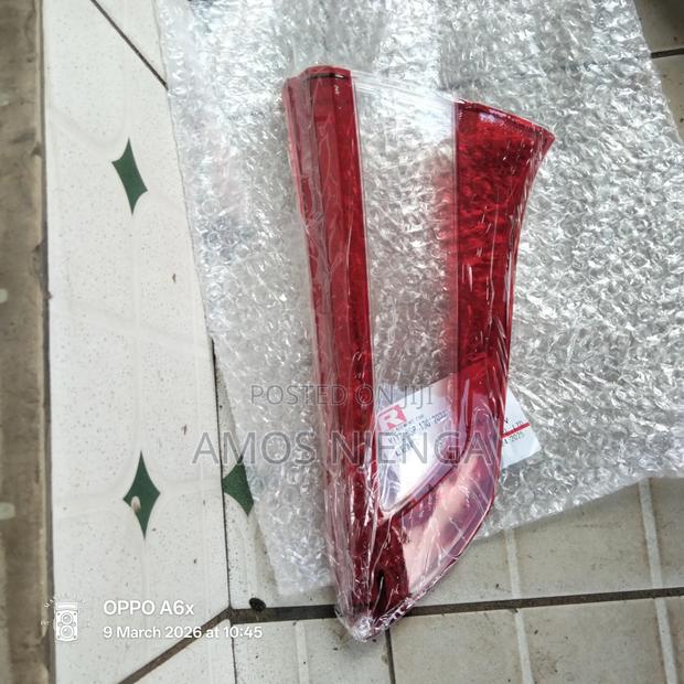 Vitz 2018 - 2022 Boot Light Lens - thumbnail 2