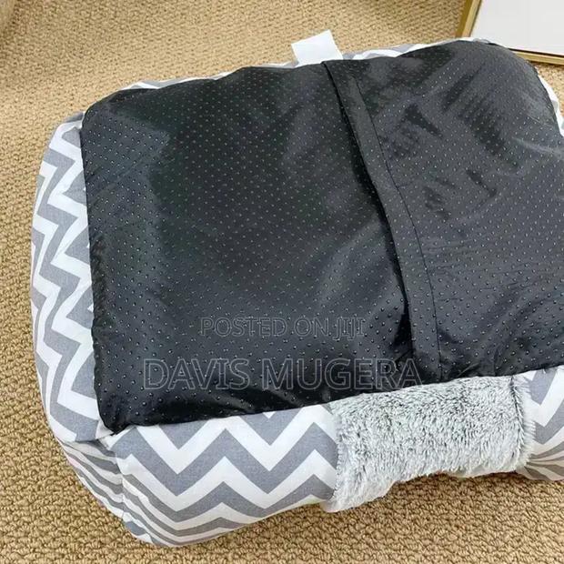 Lala Fleece Comfortable Dog Bed - Small Size - thumbnail 4