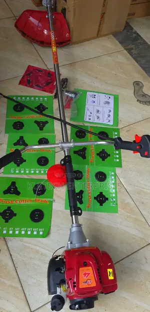 Grass Cutter/ 4 Stroke Brush Cutter Machine