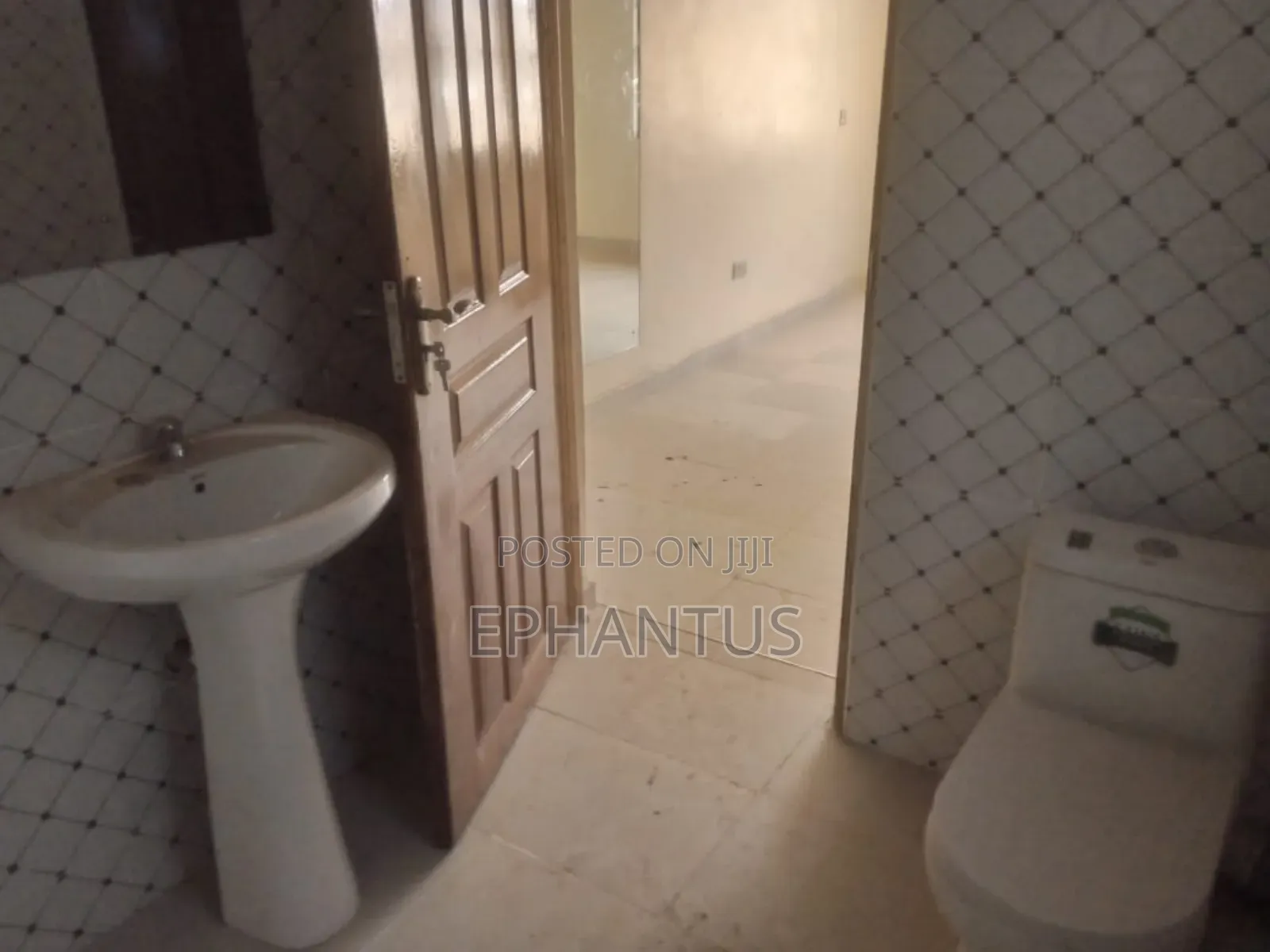 Apartment With Income For Sale