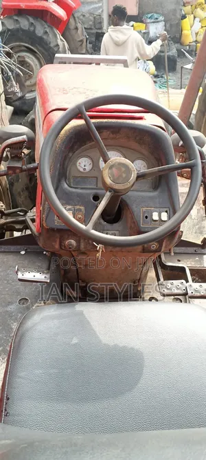 Massey Ferguson 440 Extra 4wd
