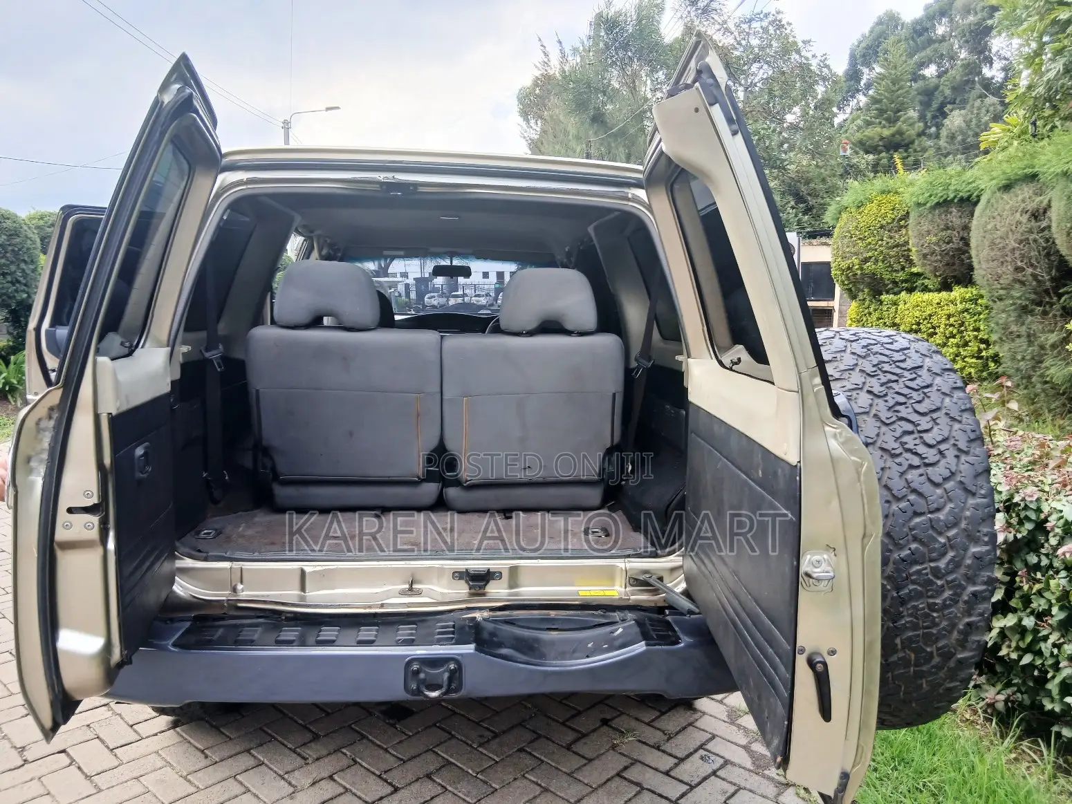 Nissan Patrol 2009 Gold