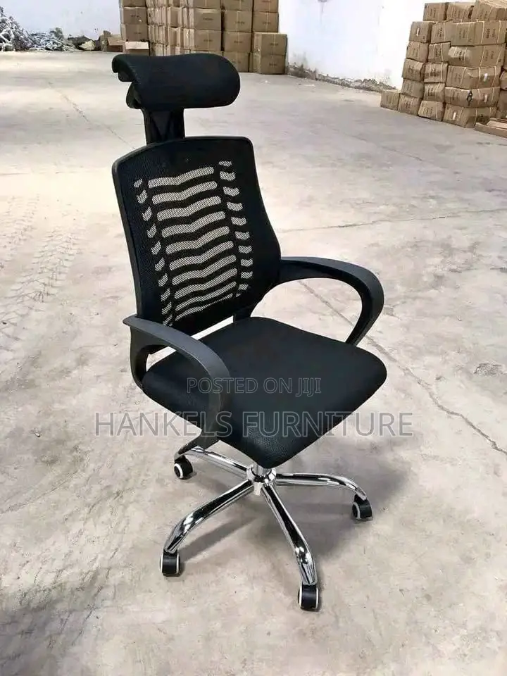 Swivel Office Chair With Headrest – Adjustable Executive Chair
