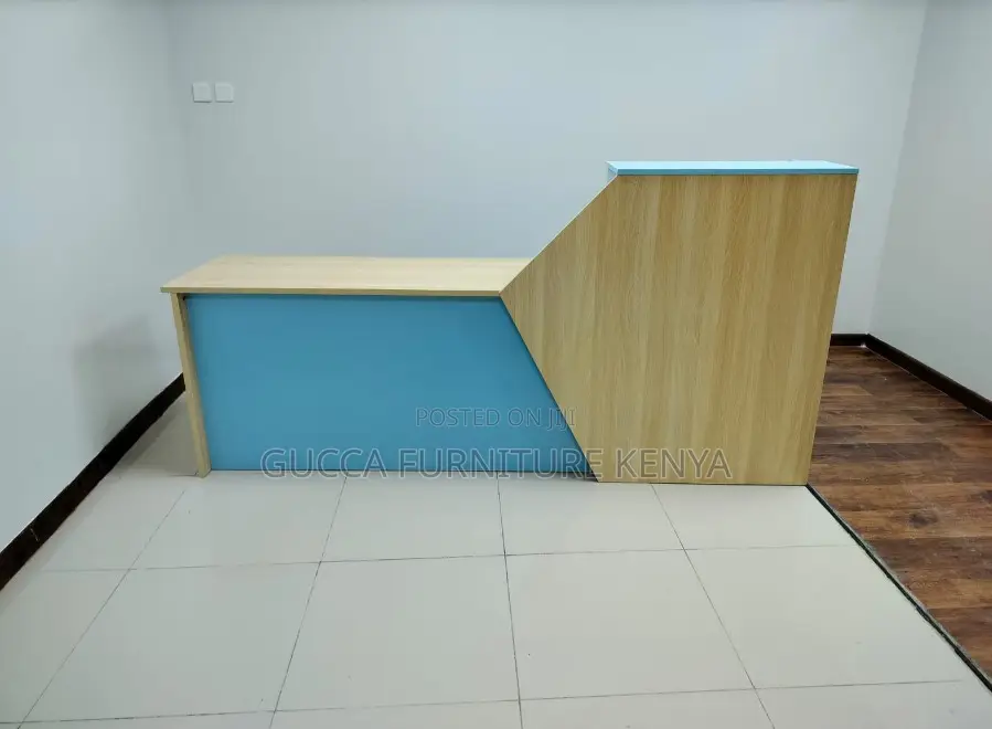 1.8 Meters Customized Front Office Reception Desk