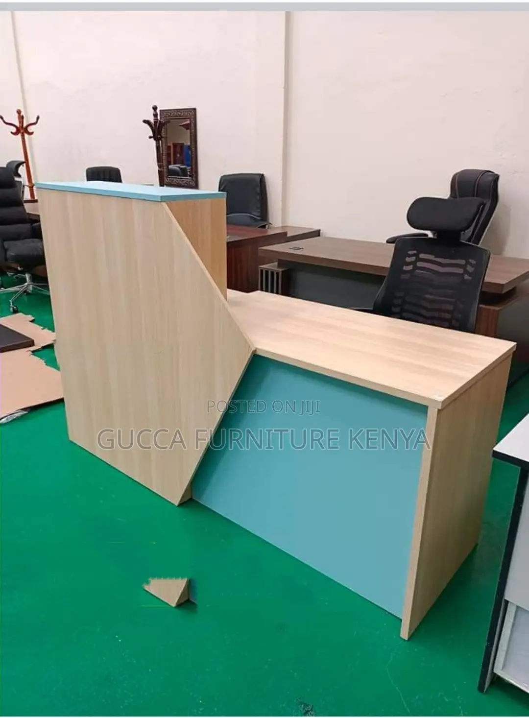 1.8 Meters Customized Front Office Reception Desk