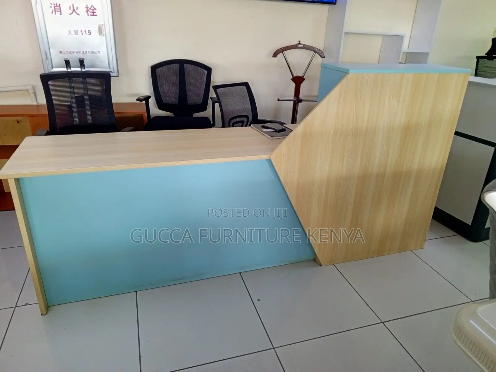 1.8 Meters Customized Front Office Reception Desk