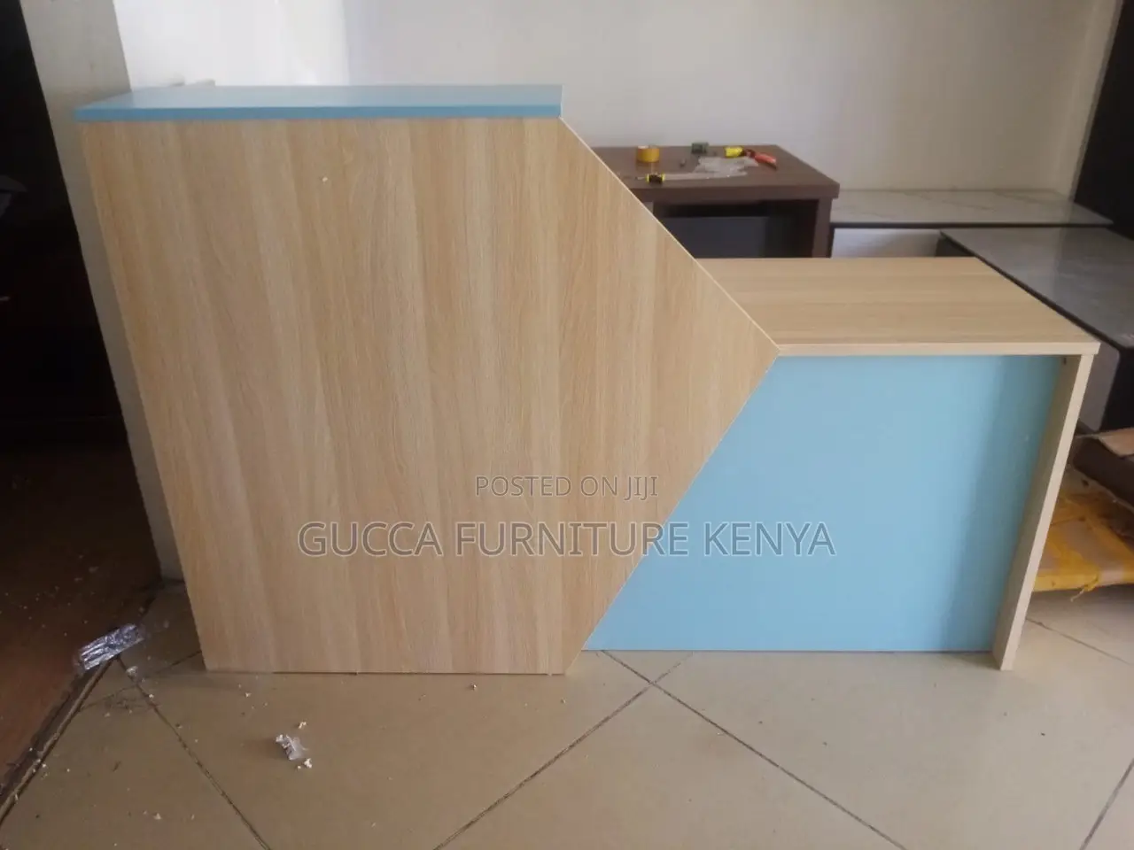 1.8 Meters Customized Front Office Reception Desk