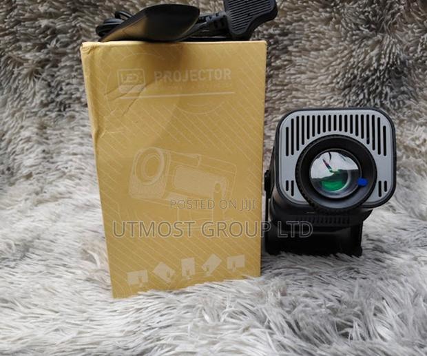 Hy320 Android 13 Mini Projector Wireless Phone Screen Mirror - thumbnail 3