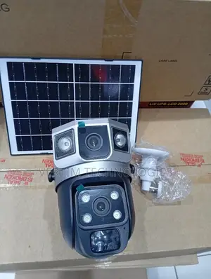 Two- Way Audio 12mp 4g PTZ Rotating Dual Lens Solar Camera