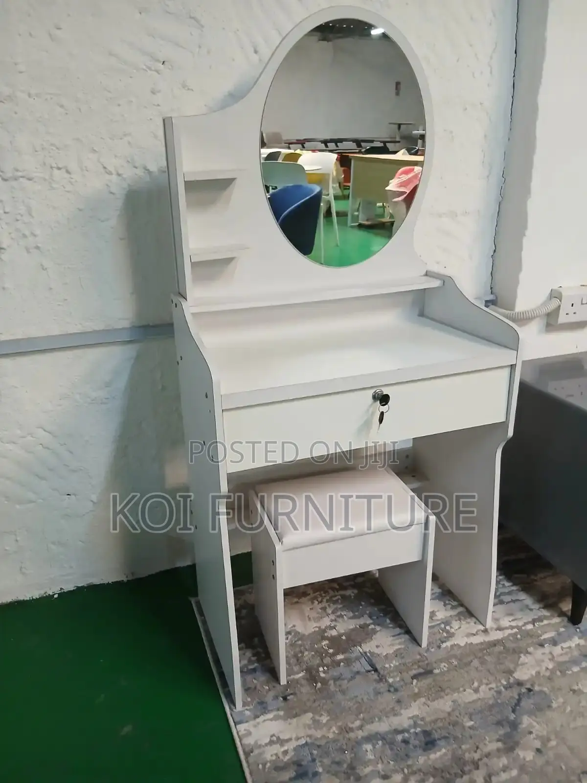 Dressers; White Dressing Vanity Sets