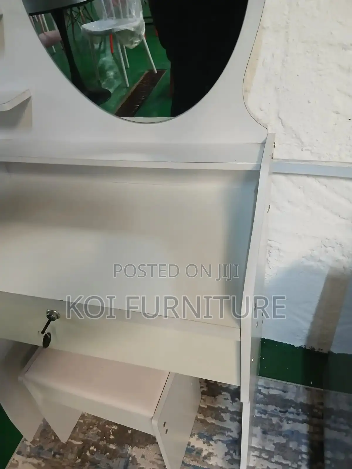 Dressers; White Dressing Vanity Sets