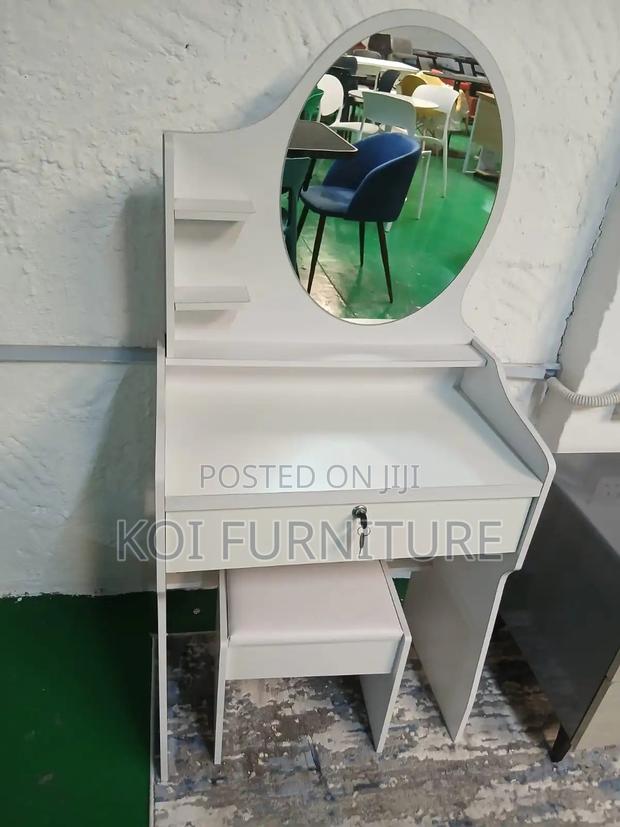 Dressers; White Dressing Vanity Sets - thumbnail 5