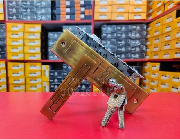 GJS Door Lock Set Gold Finish.Firm Handles.Sturdy Rust Free