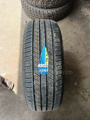 Journey 235/69r18. Ht