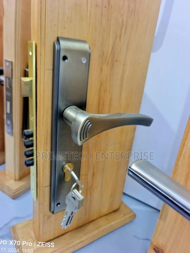 Meggo 4 Pin Door Locks - main view