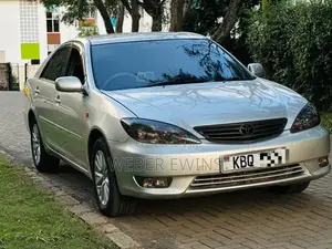 Toyota Camry LE 4dr Sedan (2.4L 4cyl 4A) 2004 Gray