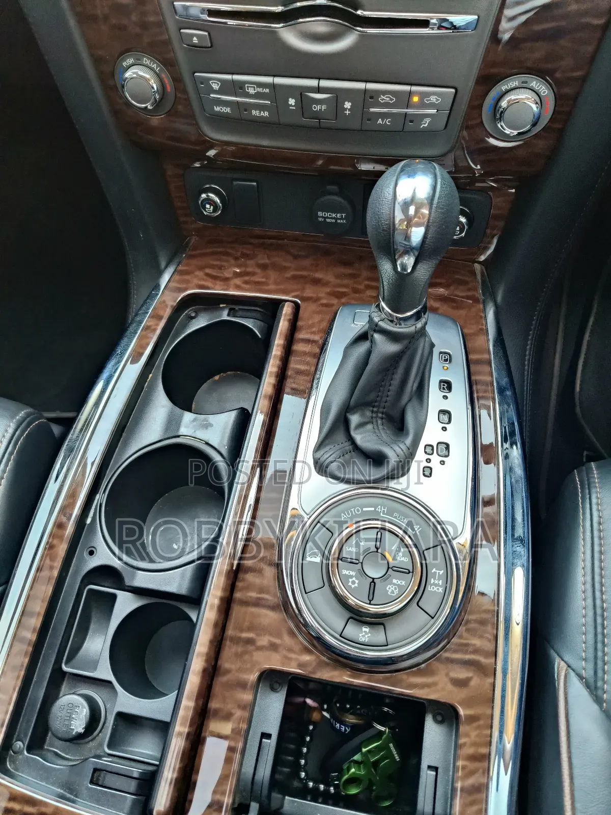 Nissan Patrol 2022 Gold