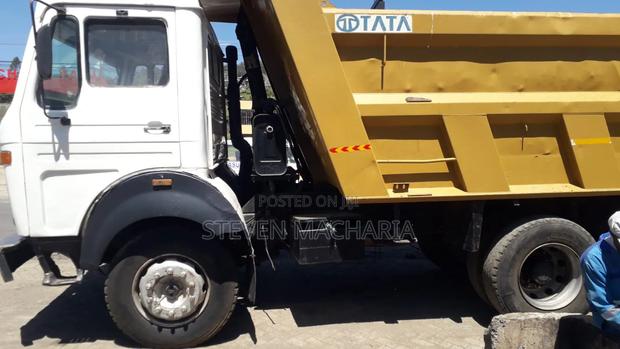 Tata Tipper 2518 - thumbnail 3