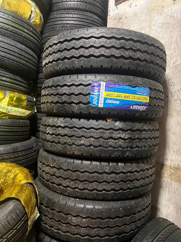 Journey 205/70r15c 8pr - main view