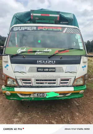 Isuzu NPR Open Body