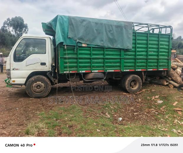 Isuzu NPR Open Body - thumbnail 4