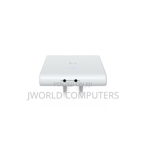 Ubiquiti U6 Mesh Pro Indoor/Outdoor Wifi 6 Ap