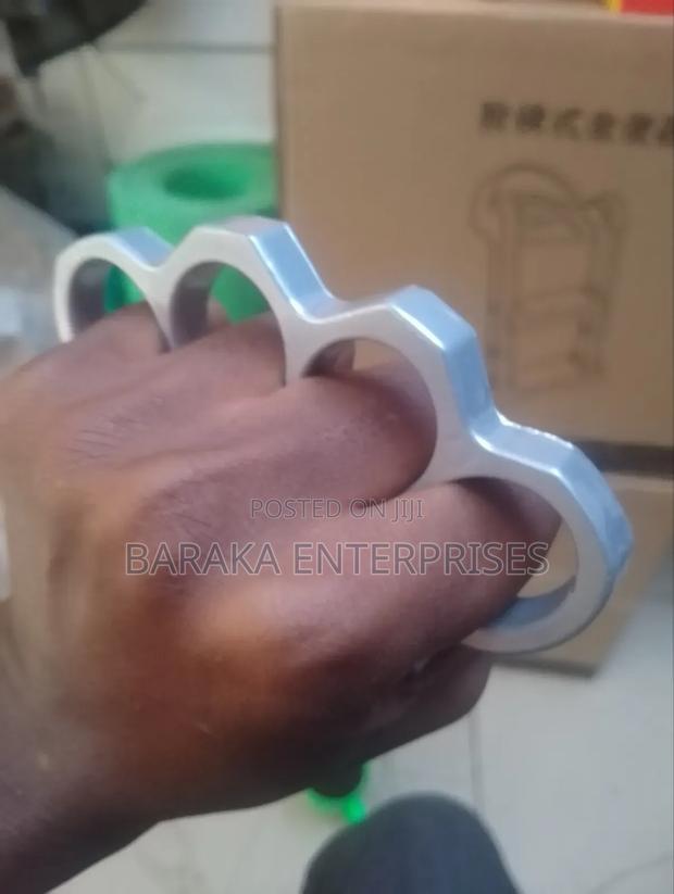 Brass Knuckles - thumbnail 6