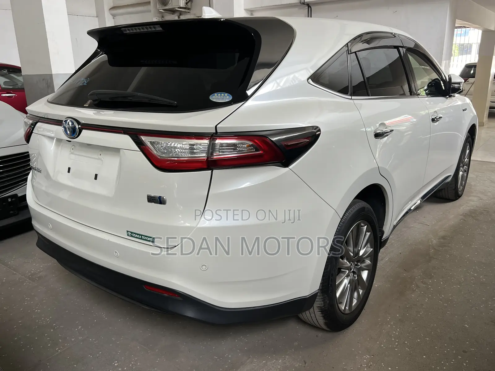 Toyota Harrier 2.5 Hybrid 4WD 2019 White