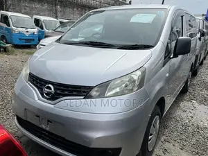 Nissan NV200 2019 Silver