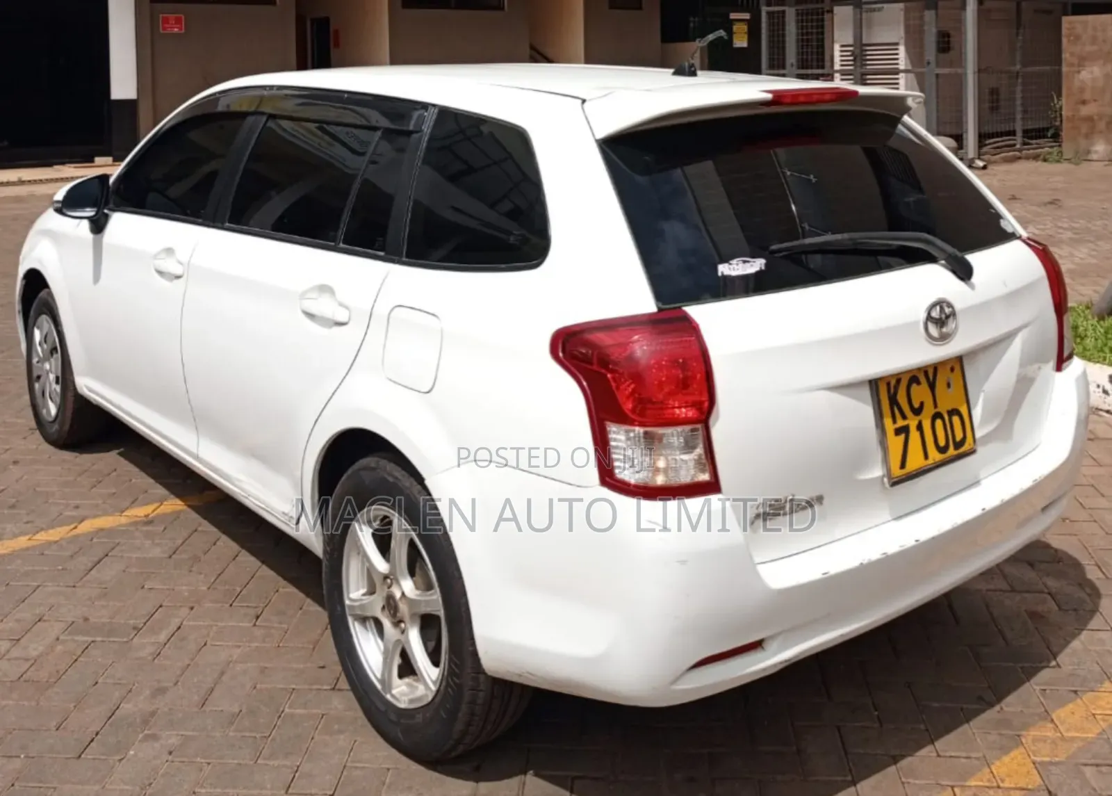 Toyota Corolla Fielder 2012 White