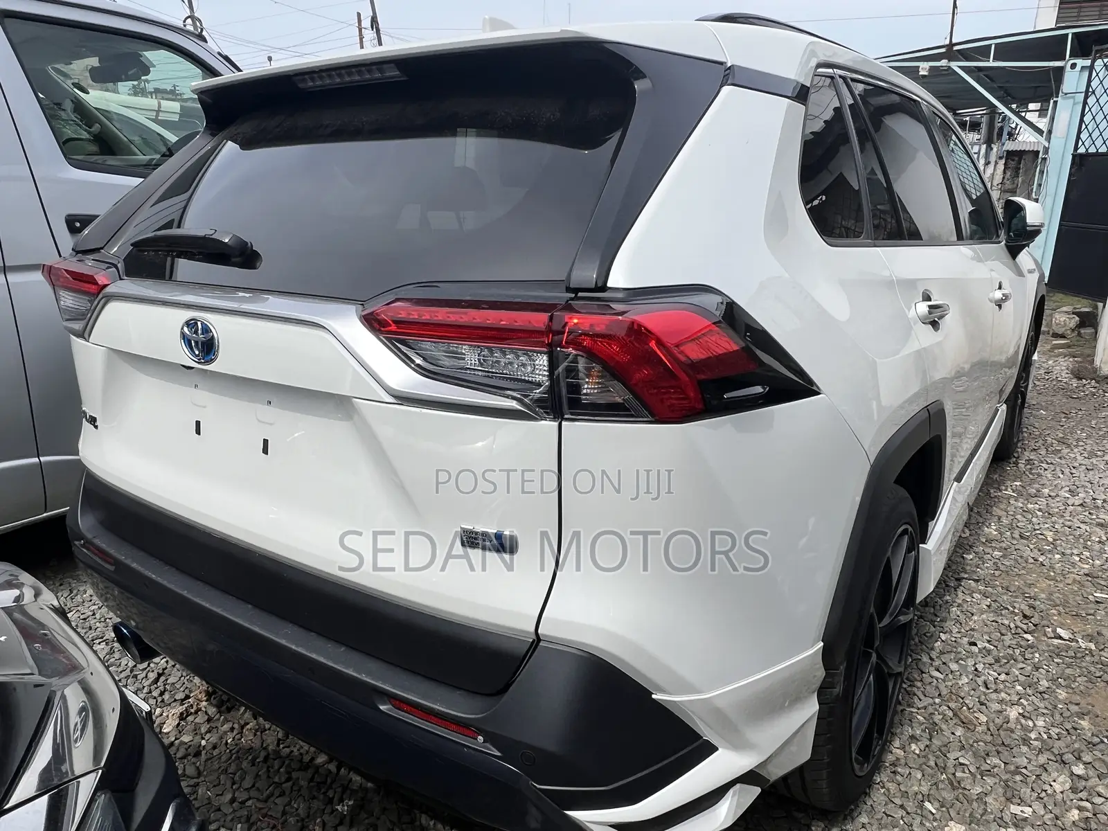 Toyota RAV4 Adventure 2019 White