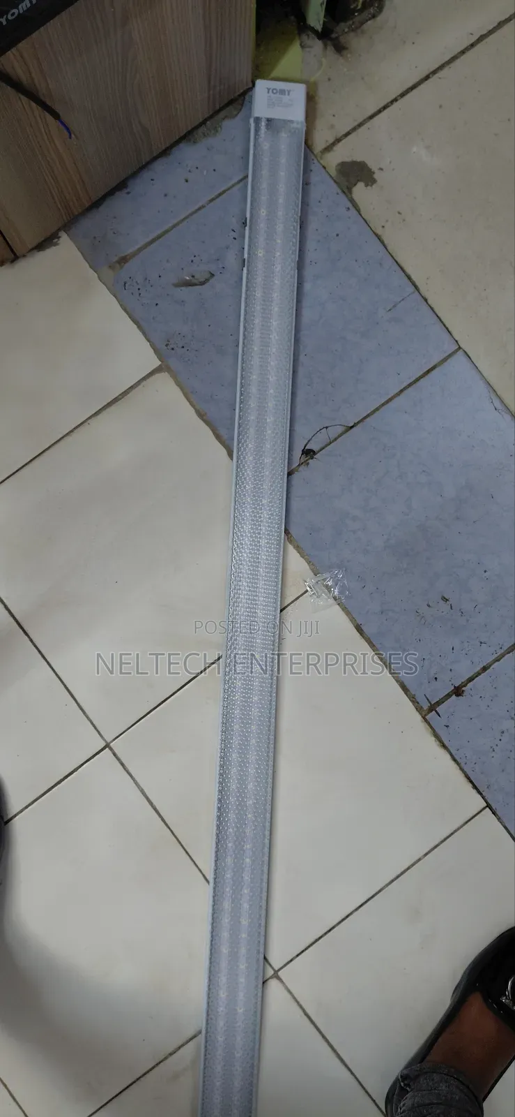 4 Ft Fixtures Lights
