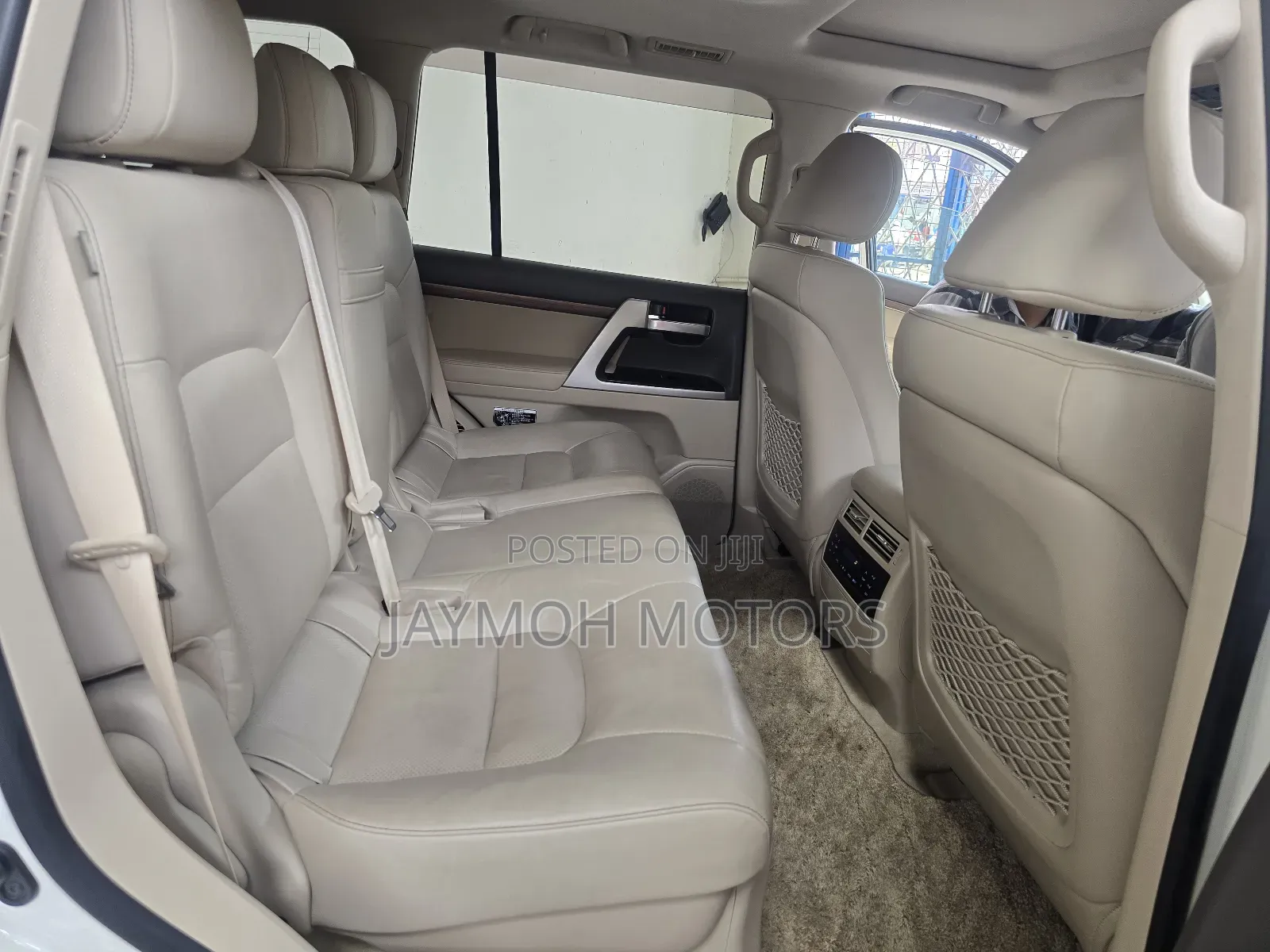 Toyota Land Cruiser 2021 Pearl