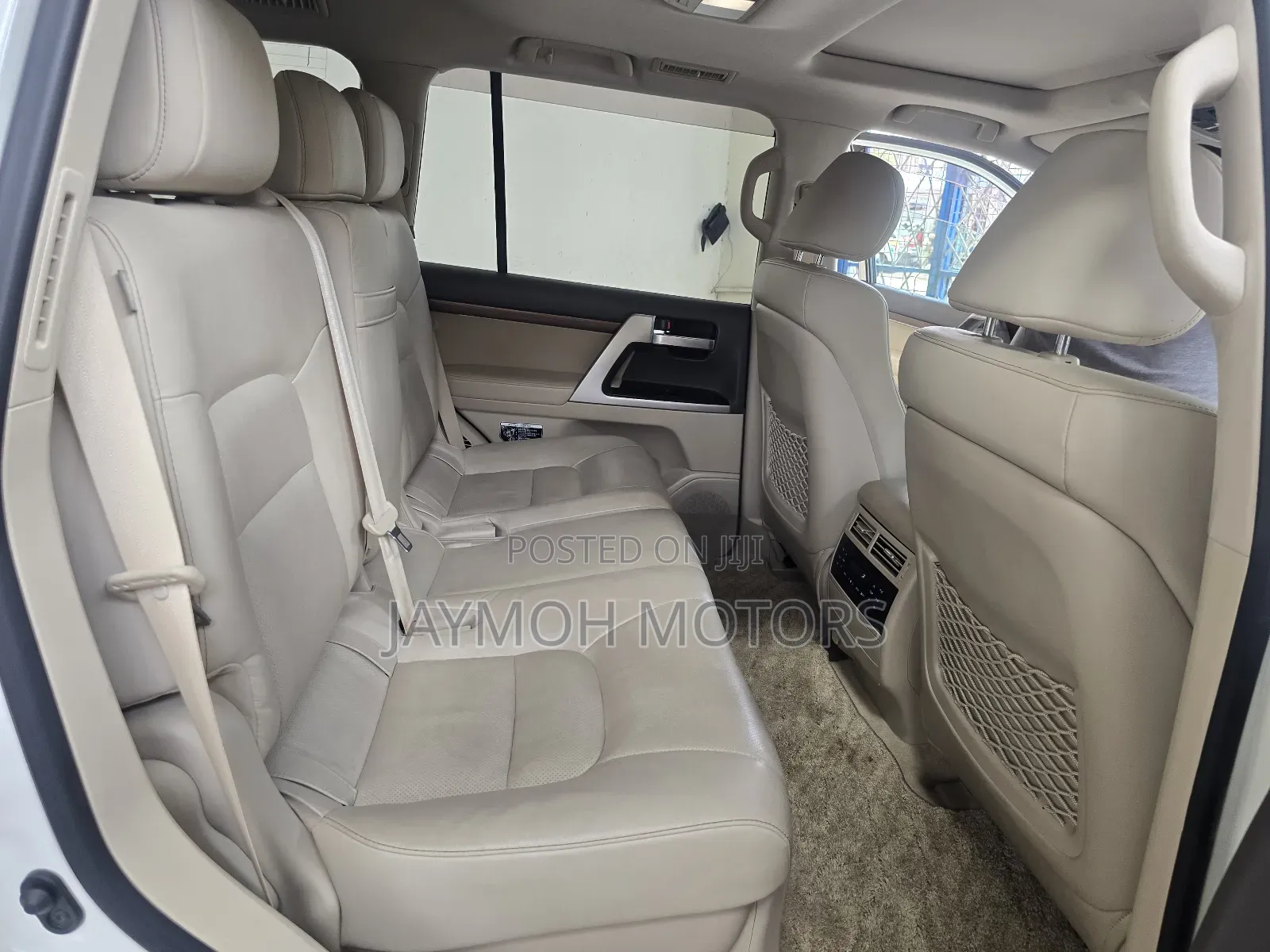 Toyota Land Cruiser 2021 Pearl