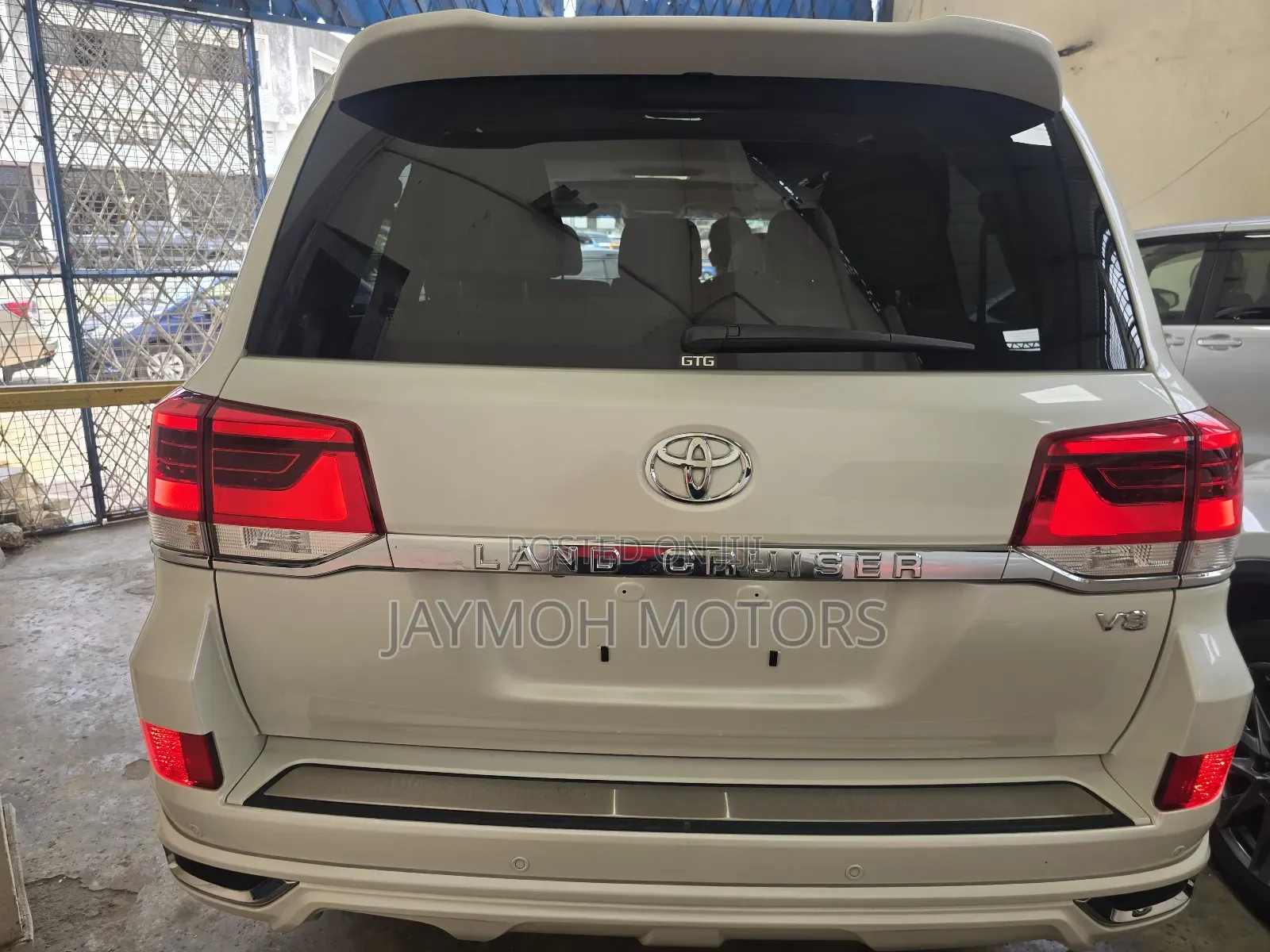 Toyota Land Cruiser 2021 Pearl