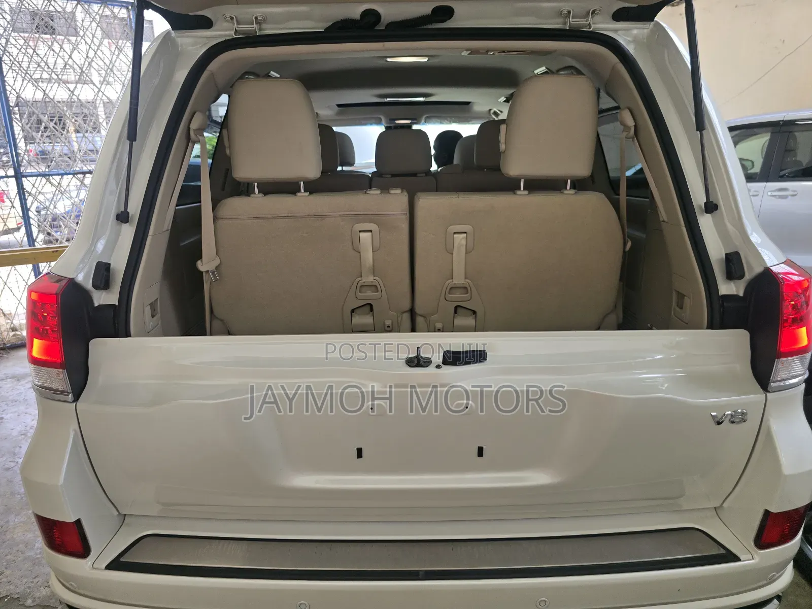 Toyota Land Cruiser 2021 Pearl