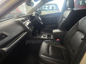 Subaru Outback 2019 Pearl