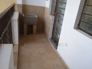 3bdrm Apartment in Uthiru for rent