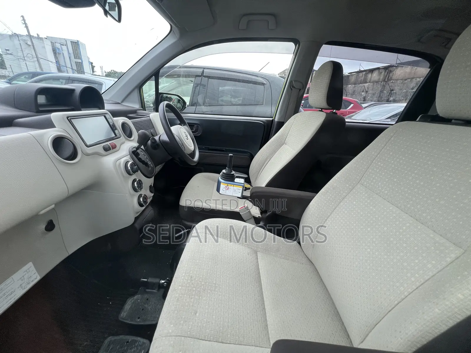 Toyota Spade 2019 Green