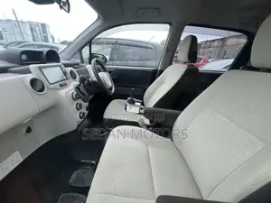 Toyota Spade 2019 Green