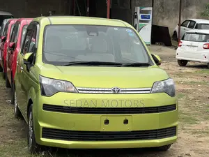 Toyota Spade 2019 Green