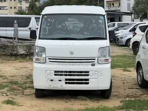 Suzuki Every Wagon 2019 White