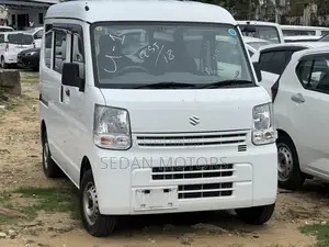 Suzuki Every Wagon 2019 White