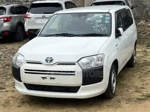 Toyota Succeed 2019 White