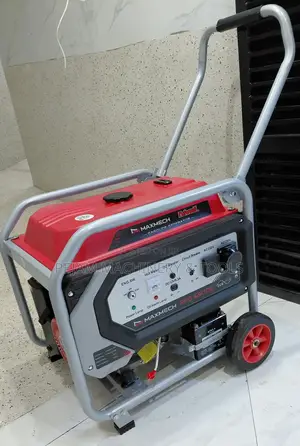 Maxmech RFS-6500e 7kva Keystart Gasoline Generator.